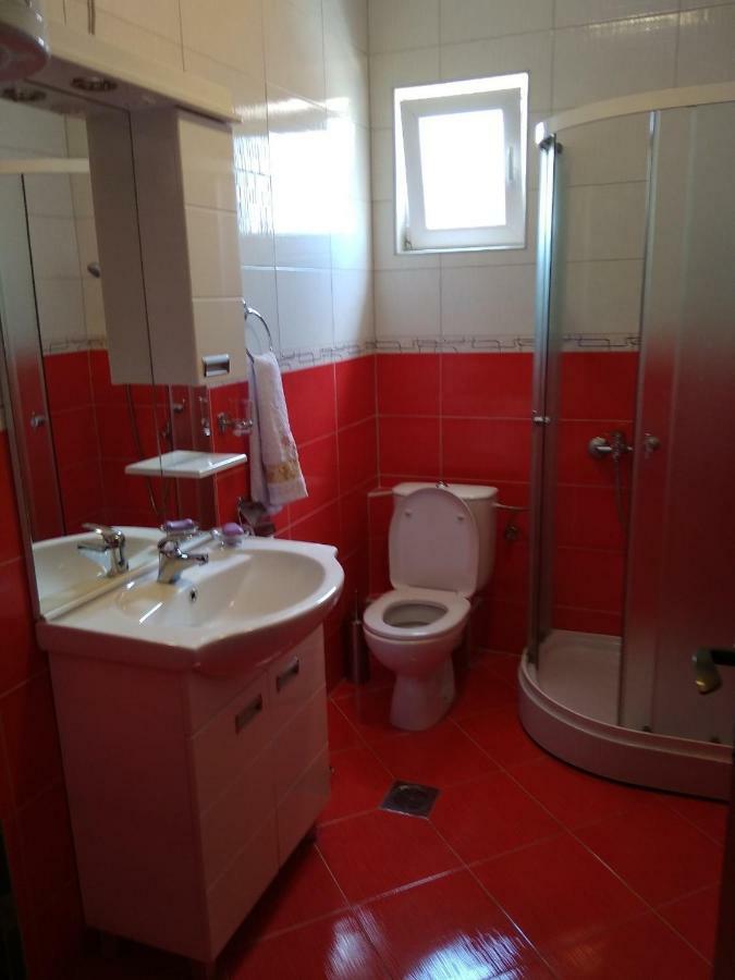 Buric Rooms Nikšić 외부 사진