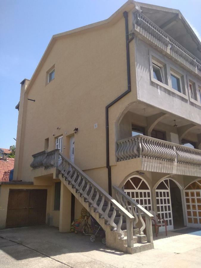 Buric Rooms Nikšić 외부 사진