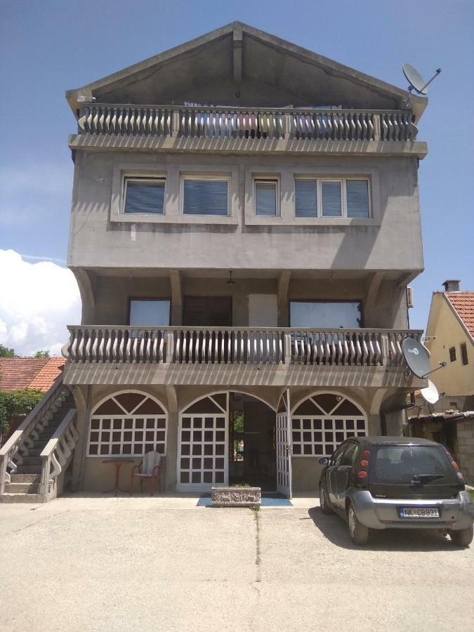 Buric Rooms Nikšić 외부 사진